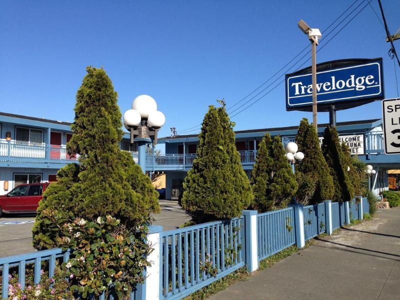 Redwood Inn Кресент-Сити Экстерьер фото