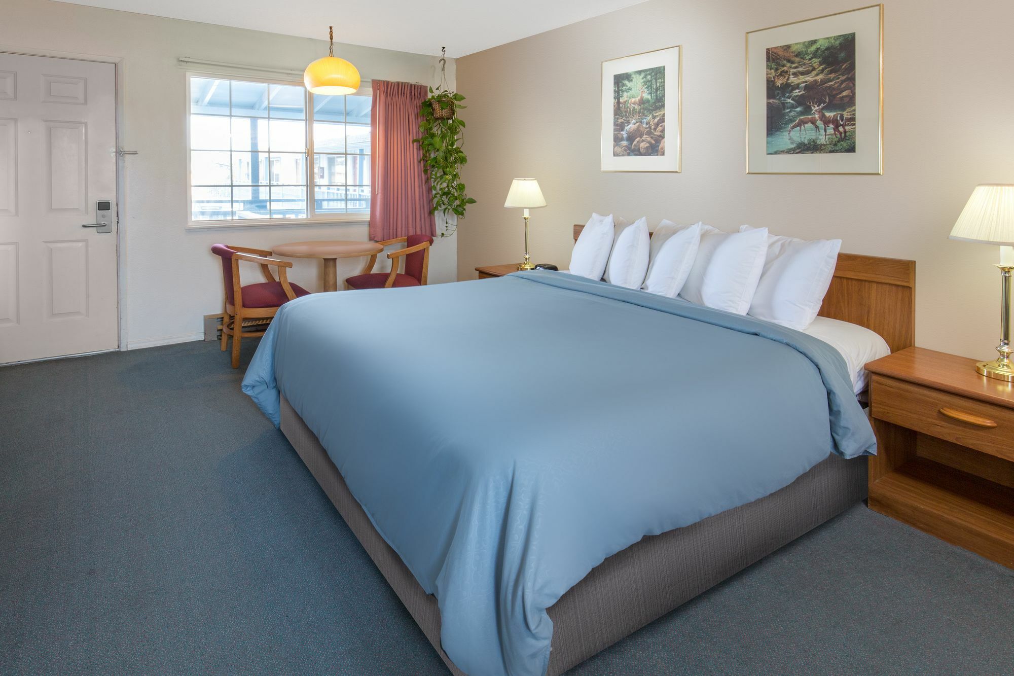 Redwood Inn Кресент-Сити Экстерьер фото